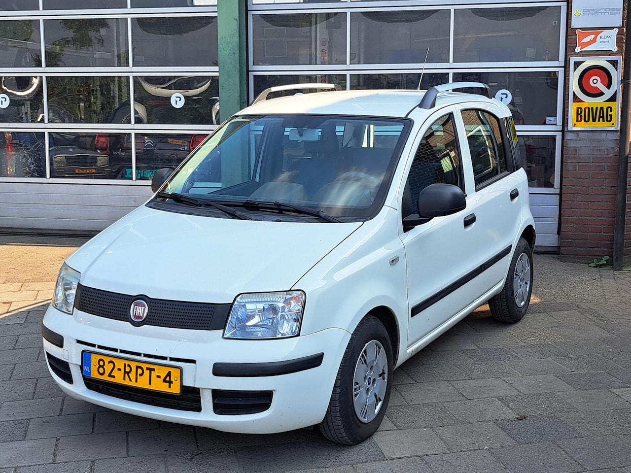 Fiat Panda - 1.2 Active met Airco/Lage-km-stand!!! - AutoWereld.nl