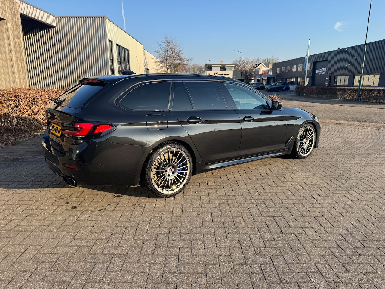 Alpina B5 - Touring 621pk B&W - AutoWereld.nl