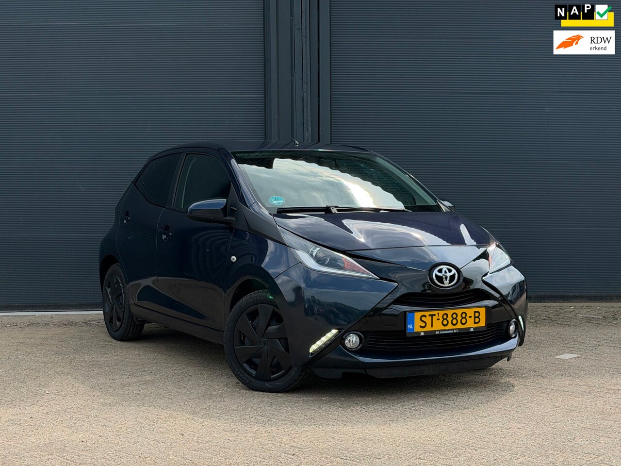 Toyota Aygo - 1.0 VVT-i | Achteruitrij Camera | E-Pakket | Airco | - AutoWereld.nl