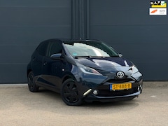 Toyota Aygo - 1.0 VVT-i | Achteruitrij Camera | E-Pakket | Airco |