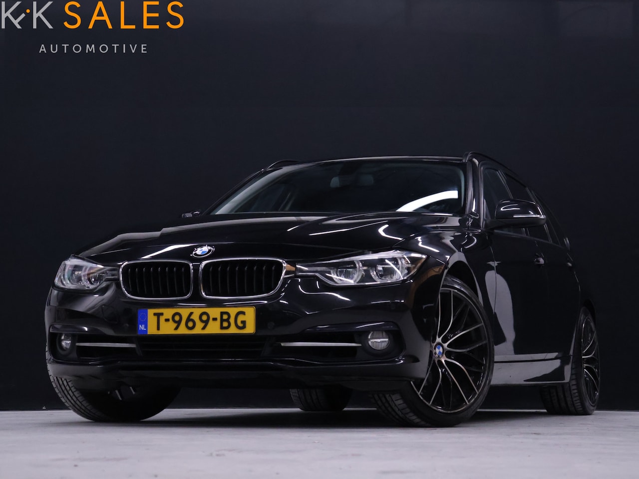 BMW 3-serie Touring - 318i Sportline [SPORTSTOELEN, SPORTVELGEN,STOELVERWARMING, BLUETOOTH, PARKEERSENSOREN ACHT - AutoWereld.nl