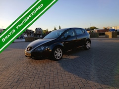 SEAT Leon - 2.0 Automaaat - Carplay - NW APK - NAP
