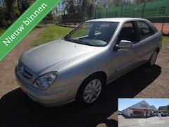 Citroën Xsara - 1.6i-16V Ligne Prestige