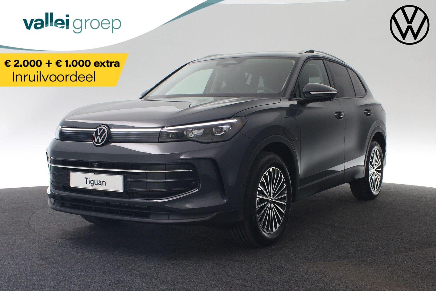Volkswagen Tiguan - Life Edition 1.5 eHybrid 204 pk - AutoWereld.nl
