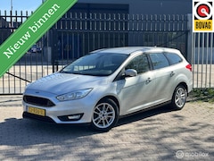 Ford Focus Wagon - 1.0 Titanium
