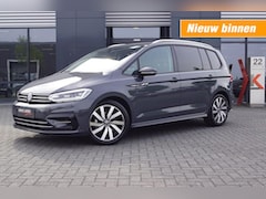 Volkswagen Touran - 1.5 TSI DSG R-Line / 7 Persoons/Navi / Camera / trekhaak wegklb