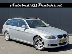 BMW 3-serie Touring - 320i Aut. Pano Xenon Leder Navi Cruise PDC