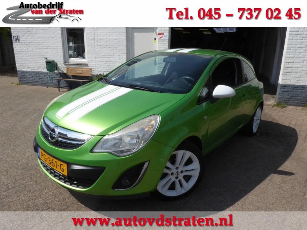 Opel Corsa - 1.2 Cosmo/Airco/Navi/ Sportief Uitgerust!!! - AutoWereld.nl