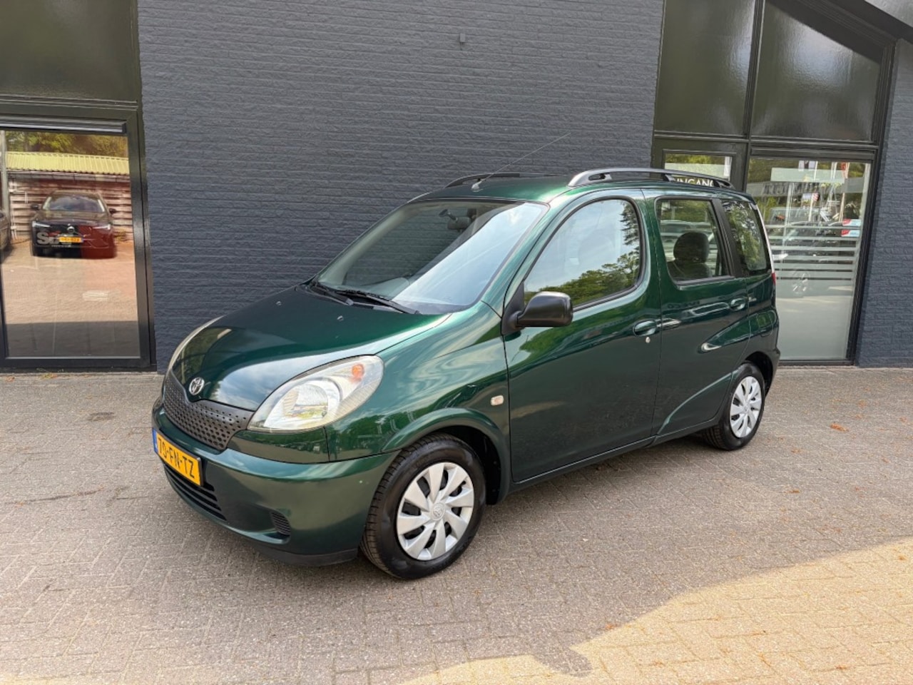 Toyota Yaris Verso - 1.5-16V VVT-I airco trekhaak - AutoWereld.nl