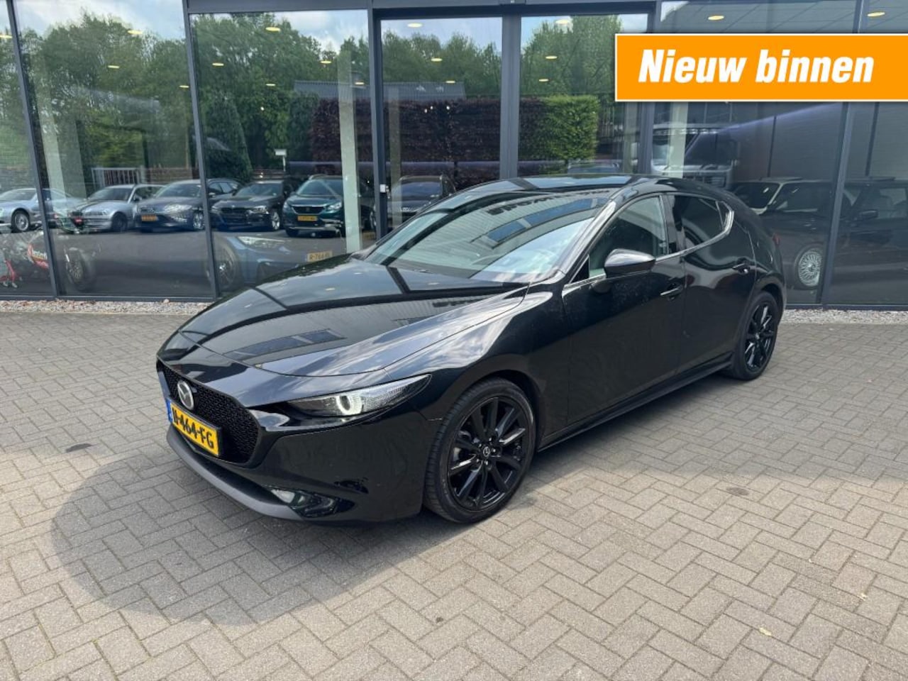 Mazda 3 - 2.0 180pk LUXURY,Leer,LED,HUD,Memory,BOSE,Camera,Stoel/stuurverw,Carplay - AutoWereld.nl