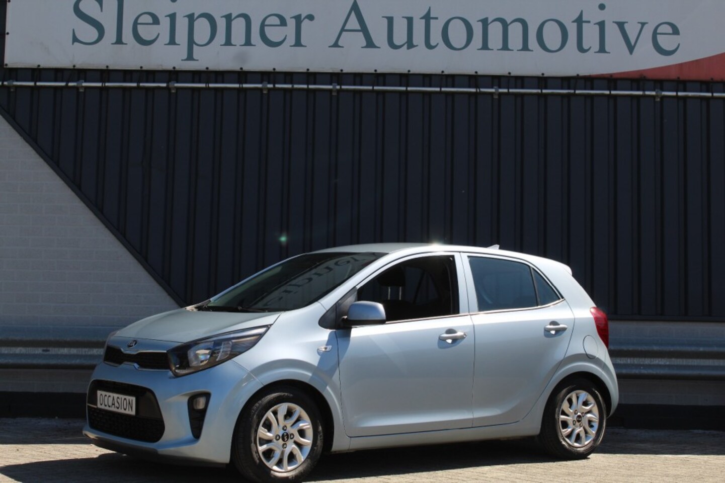 Kia Picanto - 1.0 MPI DYNAMICLINE / Navigatie, Cruise-Control / Trekhaak - AutoWereld.nl