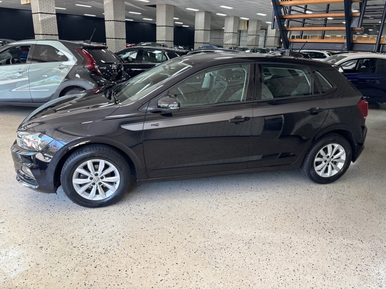 Volkswagen Polo - 1.0 TSI Limited Edit Navigatie Afn.Haak NAP Airco Cruise PDC - AutoWereld.nl