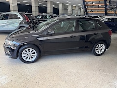 Volkswagen Polo - 1.0 TSI Limited Edit Navigatie Afn.Haak NAP Airco Cruise PDC
