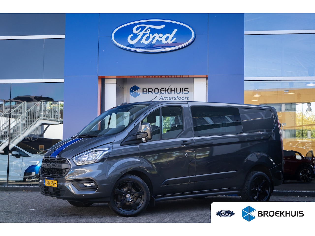 Ford Transit Custom - 280 2.0 TDCI L1H1 Limited DC | Trekhaak | Camera | Stoelverawrming | Airco | Apple Carplay - AutoWereld.nl