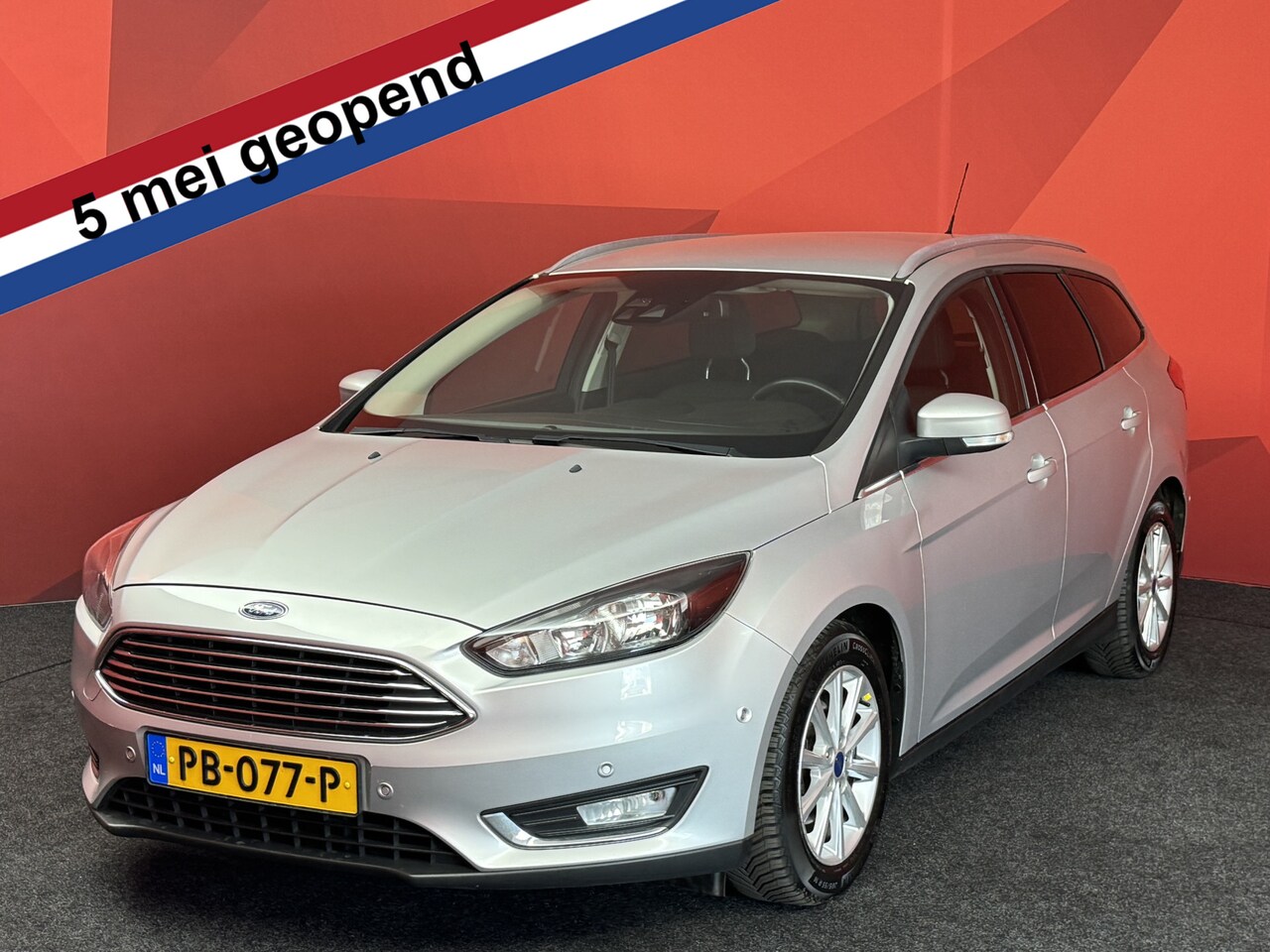 Ford Focus Wagon - 1.0 Trend | Winterpack | Trekhaak | Navi - AutoWereld.nl
