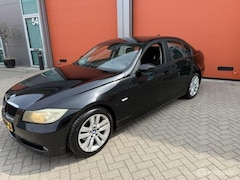 BMW 3-serie - 318i Business Line APK 04-2027 198.000 KM NAP