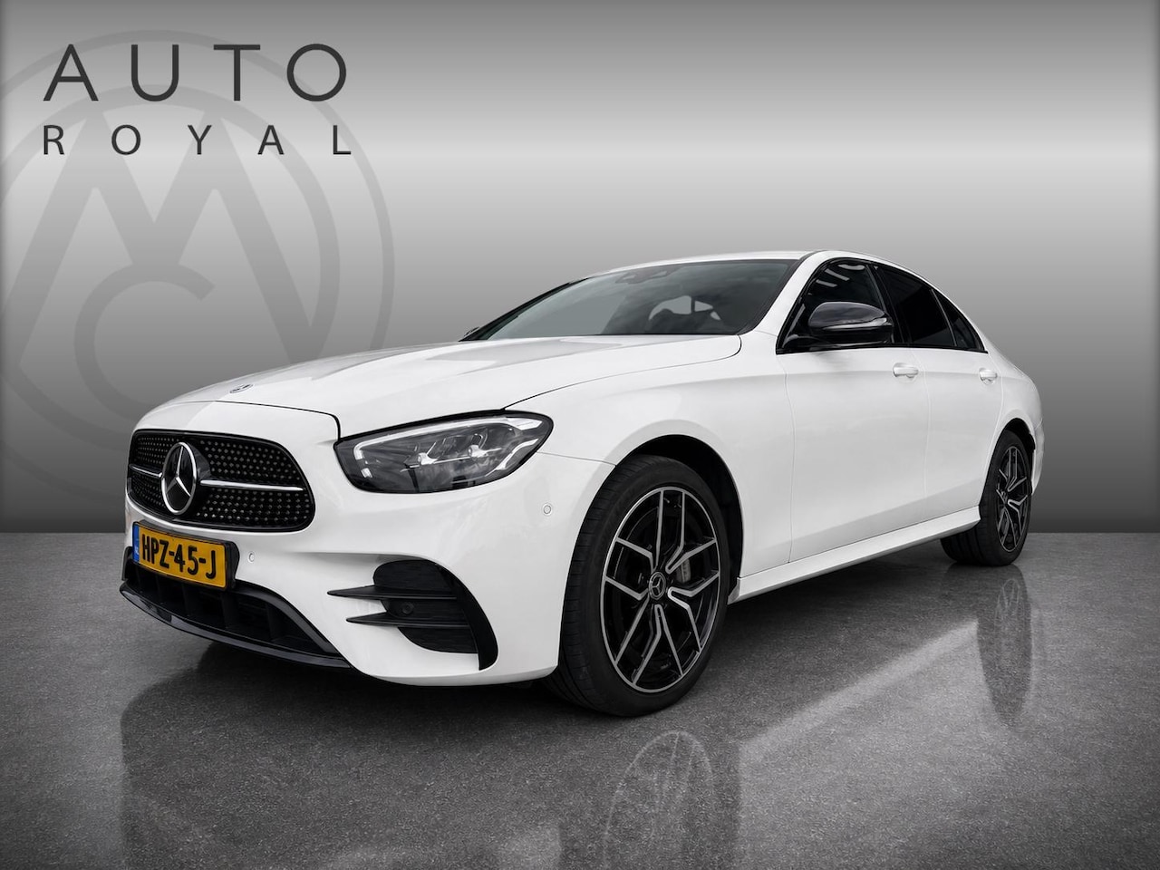 Mercedes-Benz E-klasse - 300 e 4MATIC AMG Line AUTOMAAT| SPORT INTERIEUR| NAVIGATIE| 360-CAMERA| DODE-HOEK| MULTIME - AutoWereld.nl