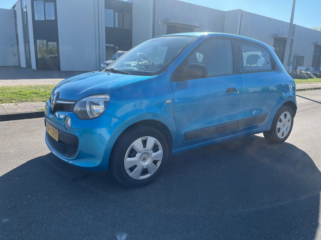 Renault Twingo - 1.0 SCe Authentique BJ 2015 APK Gekeurd AIRCO Zeet nette staat - AutoWereld.nl