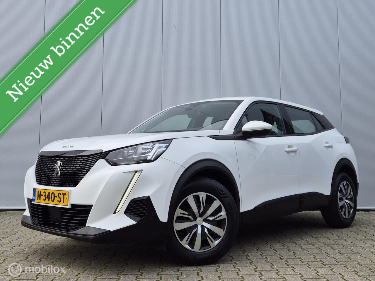 Peugeot 2008 - 1.2 PURETECH ACTIVE/LED/CARPLAY/DAB/PDC/NIEUWE MOTOR - AutoWereld.nl