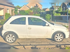 Opel Corsa - 1.4-16V Full Rhythm Uitvoering 1.4 twinport