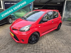 Toyota Aygo - 1.0 VVT-i Comfort | 2E EIGENAAR | 12MND GARANTIE | AIRCO | LMV | NW APK |