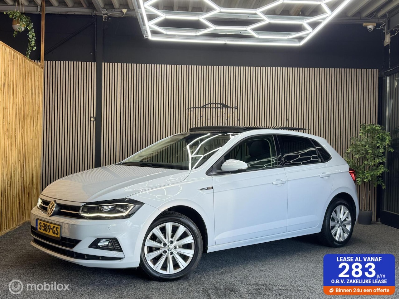 Volkswagen Polo - 1.0 TSI Beats|Pano|Carplay|Led|Camer|Keyless - AutoWereld.nl