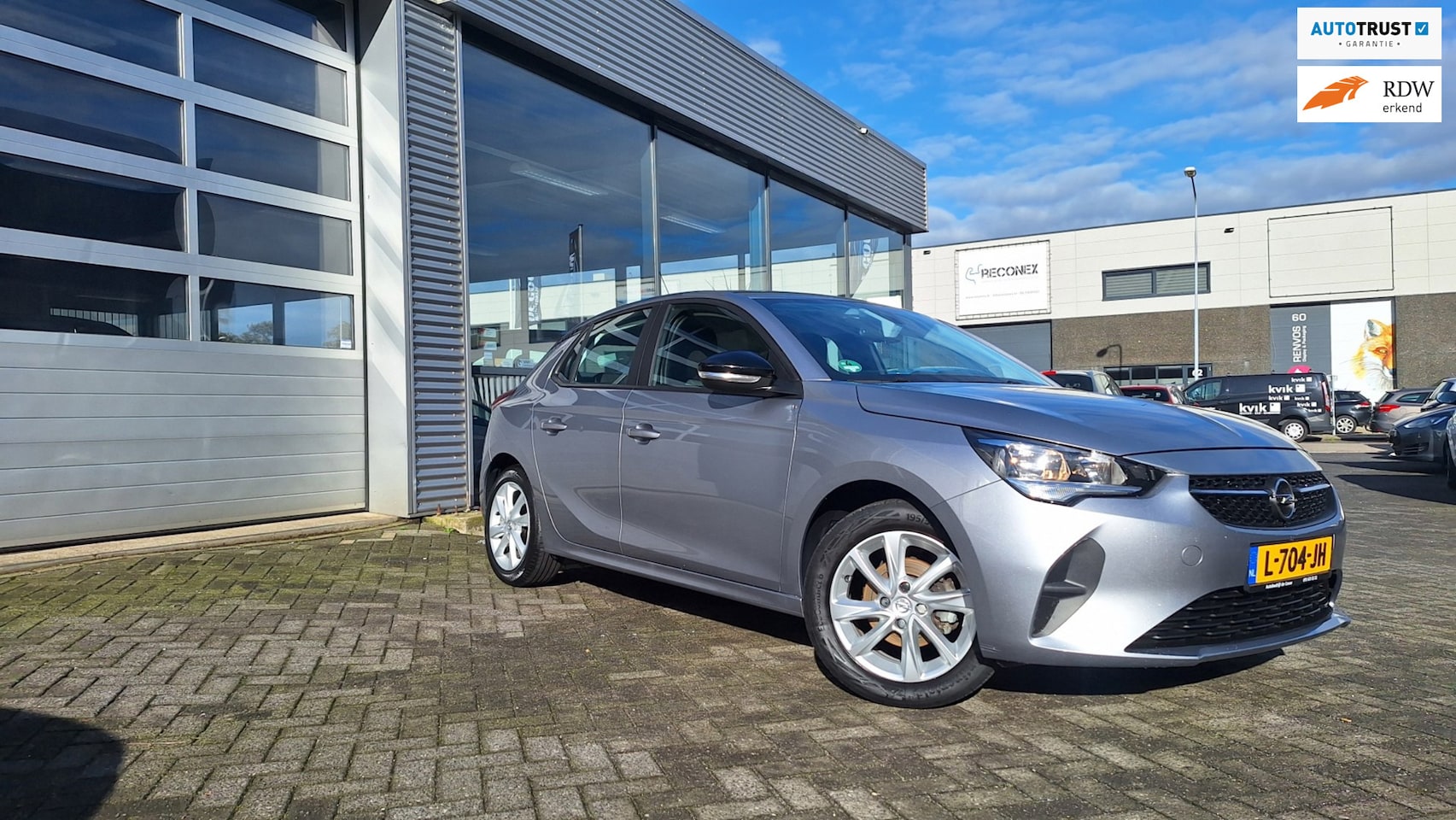 Opel Corsa - 1.2 Elegance/Navigatie*Pdc*Cruise*Distributie vervangen*Enz - AutoWereld.nl