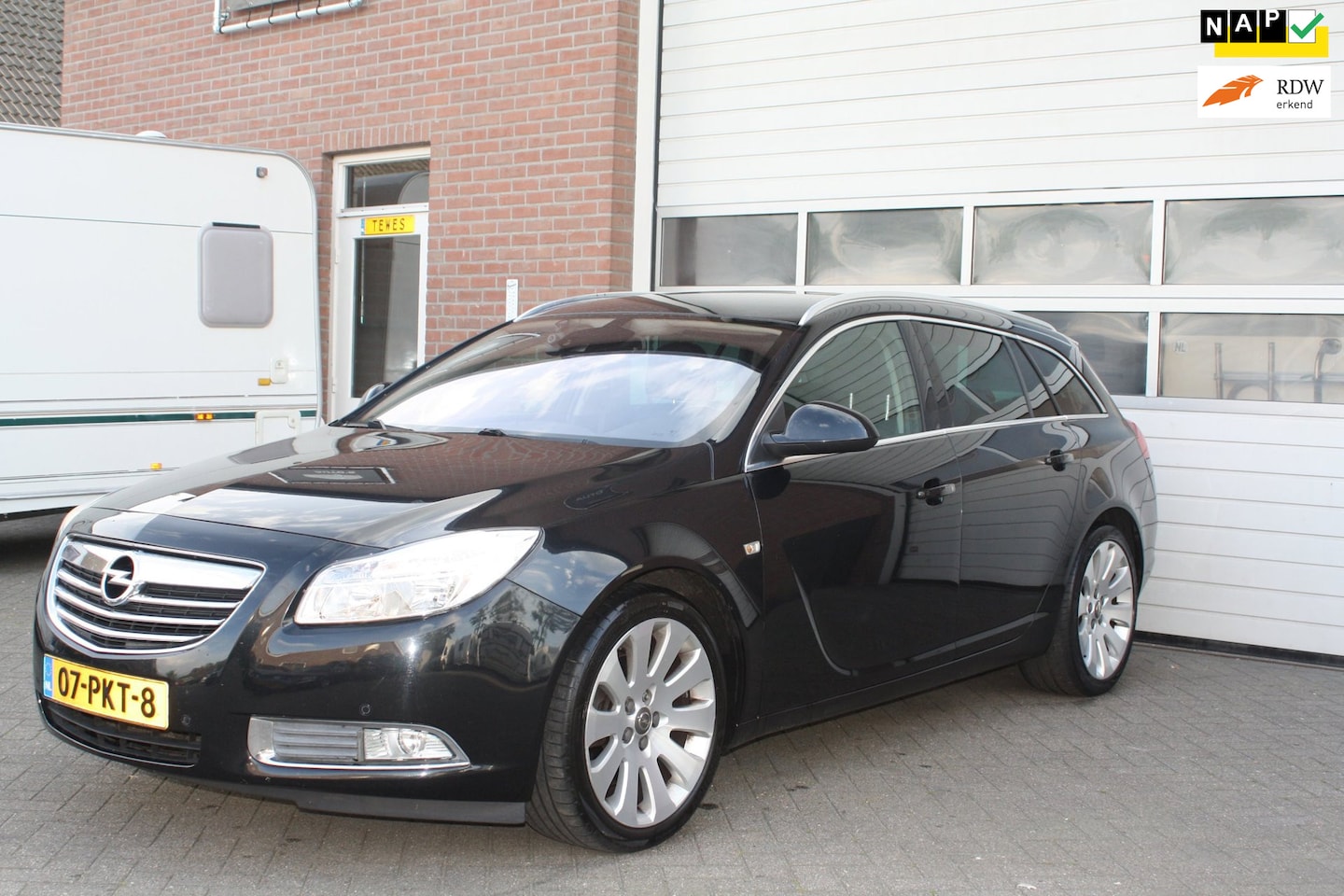 Opel Insignia Sports Tourer - 1.6 T Cosmo Leder, Distributie 2025 V.v, Station, Stoelverwarming, Airco. - AutoWereld.nl