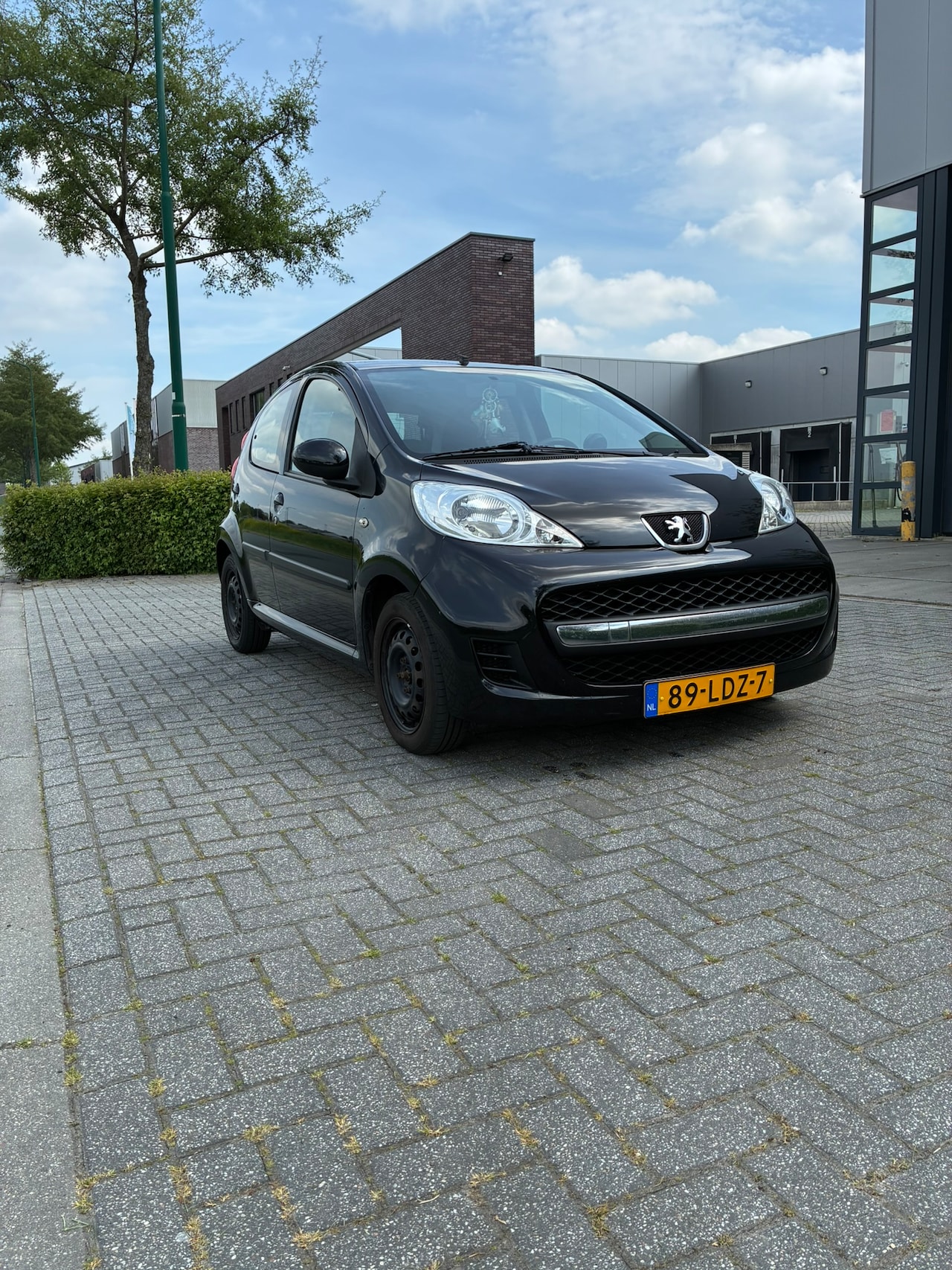 Peugeot 107 - 1.0-12V Sublime - AutoWereld.nl