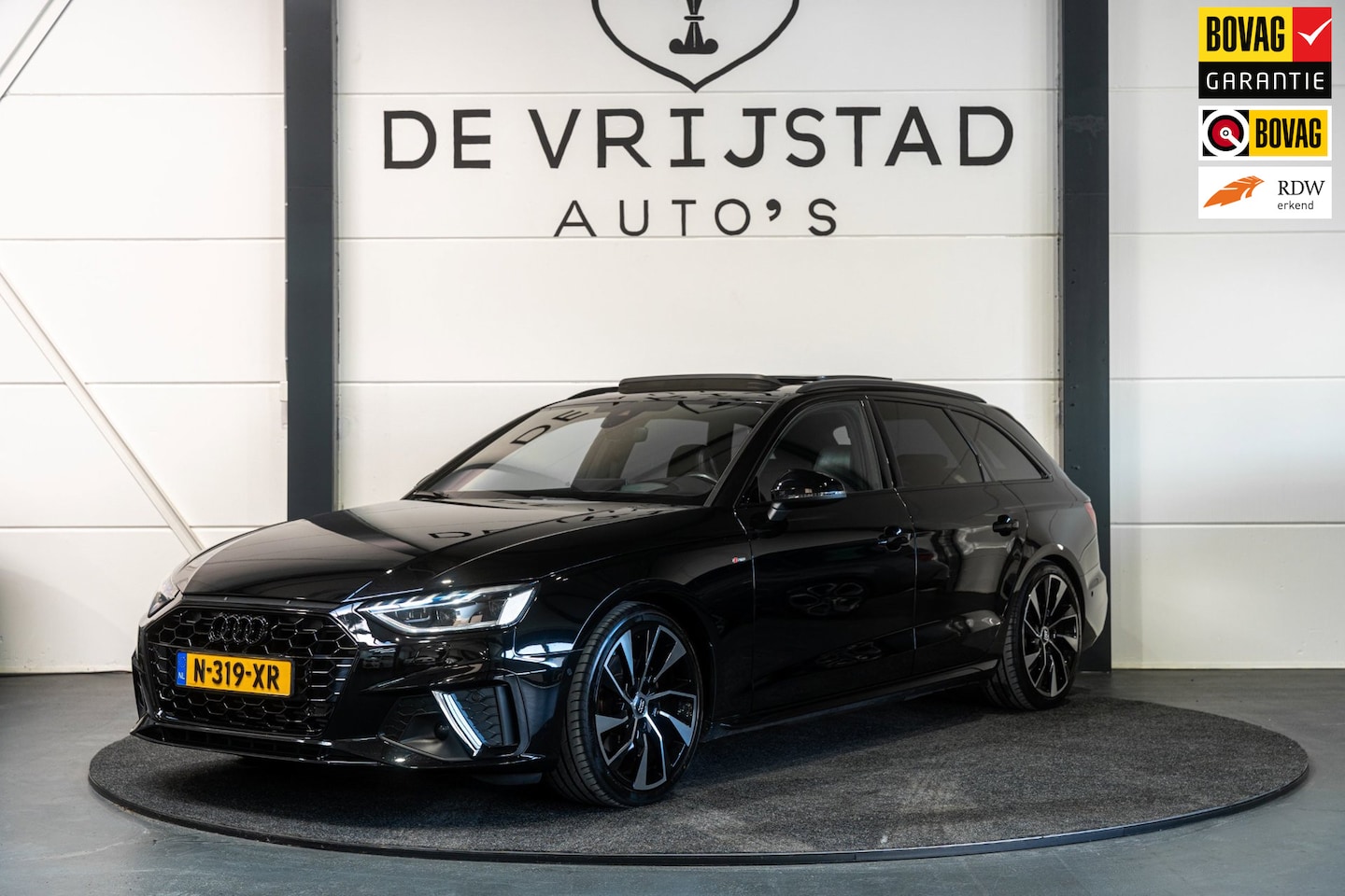 Audi A4 Avant - 35 TFSI PANO SCHAALSTOELEN VOL! - AutoWereld.nl