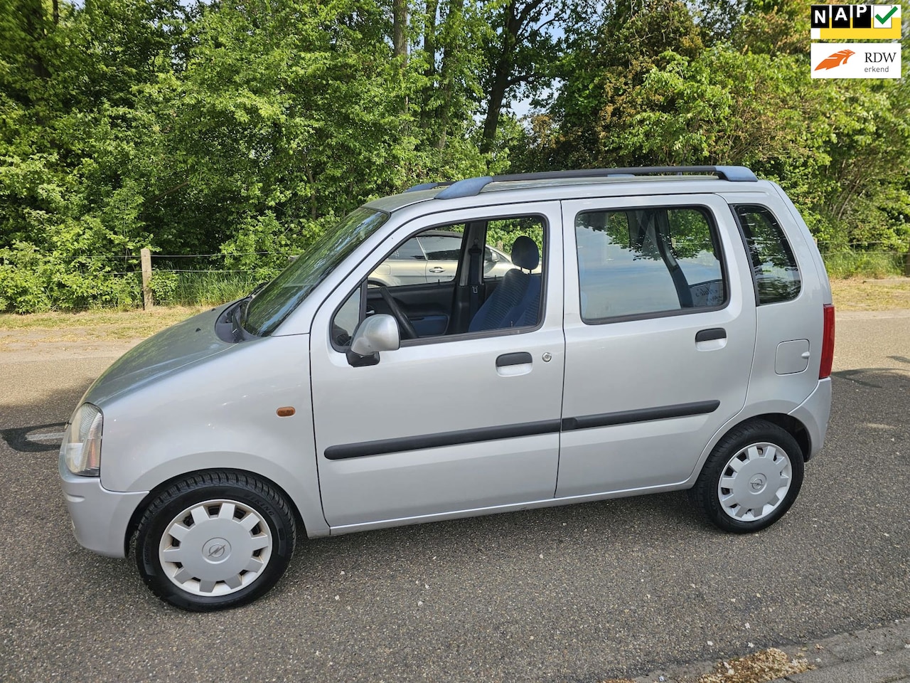 Opel Agila - 1.2-16V Color Edition 1.2-16V Color Edition - AutoWereld.nl