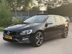 Volvo V60 - 2.4 D6 Twin Engine R-Design AUTOMAAT PANO CRUISE