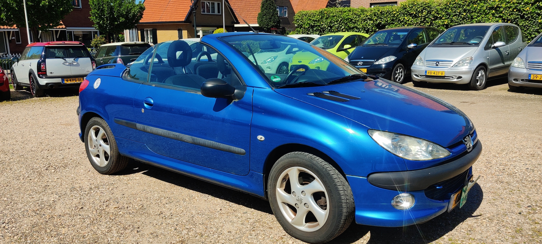 Peugeot 206 CC - 1.6-16V Meeneemprijs. Cabriolet. Radio via stuur te bedienen. - AutoWereld.nl