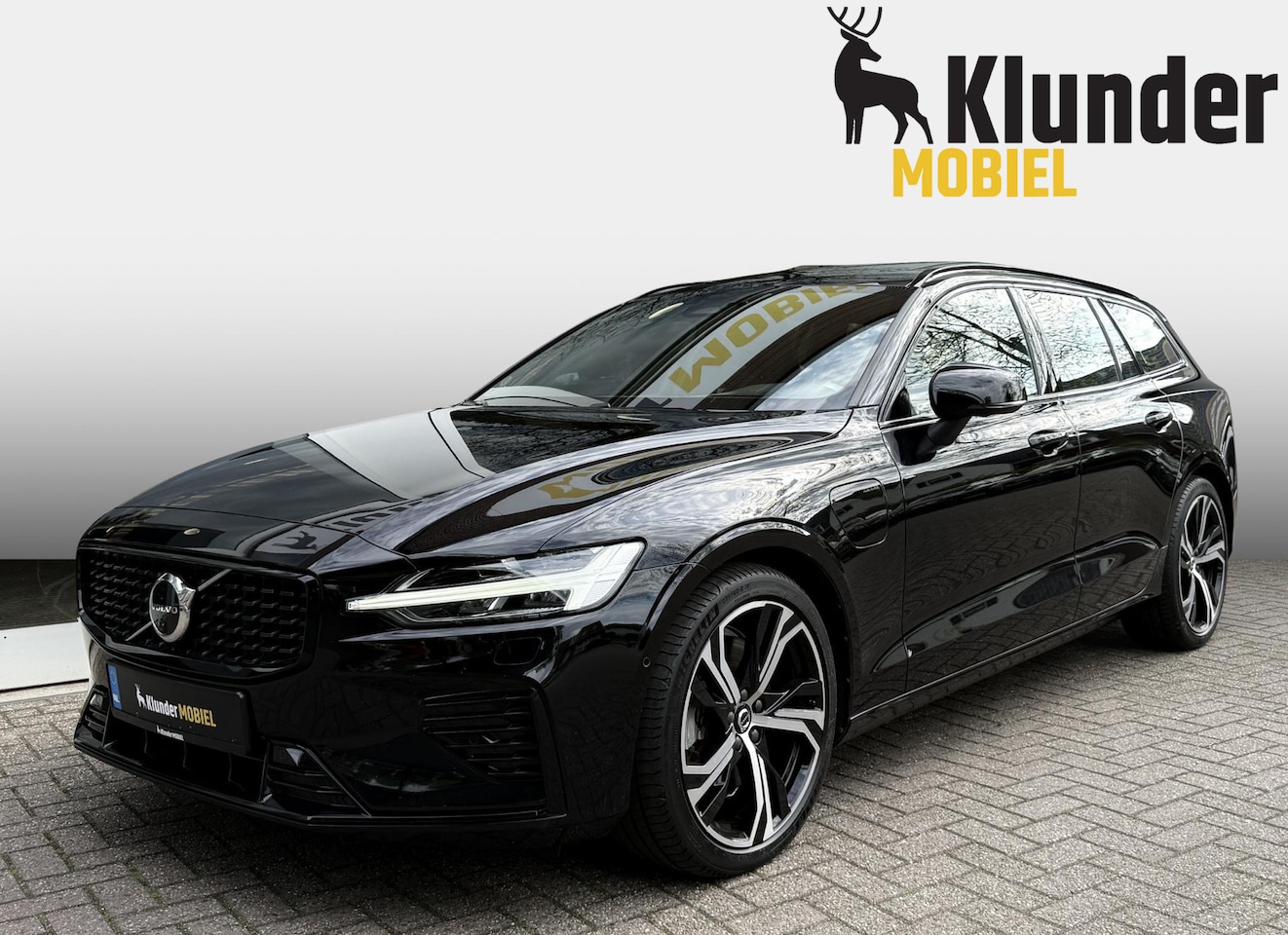 Volvo V60 - 2.0 T8 Recharge AWD Ultimate Dark |Panorama|HUD|360° Cam.| - AutoWereld.nl