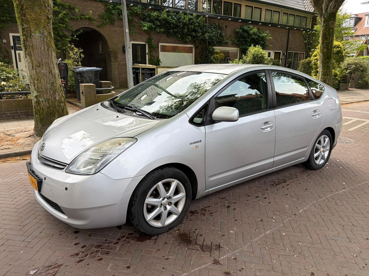 Toyota Prius - 1.5 VVT-i Comfort - AutoWereld.nl
