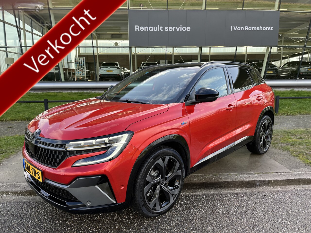 Renault Austral - 1.2 E-Tech full hybrid 200PK Esprit Alpine / 4-Control / Panoramdak/ Winterpakket/ Stoelve - AutoWereld.nl