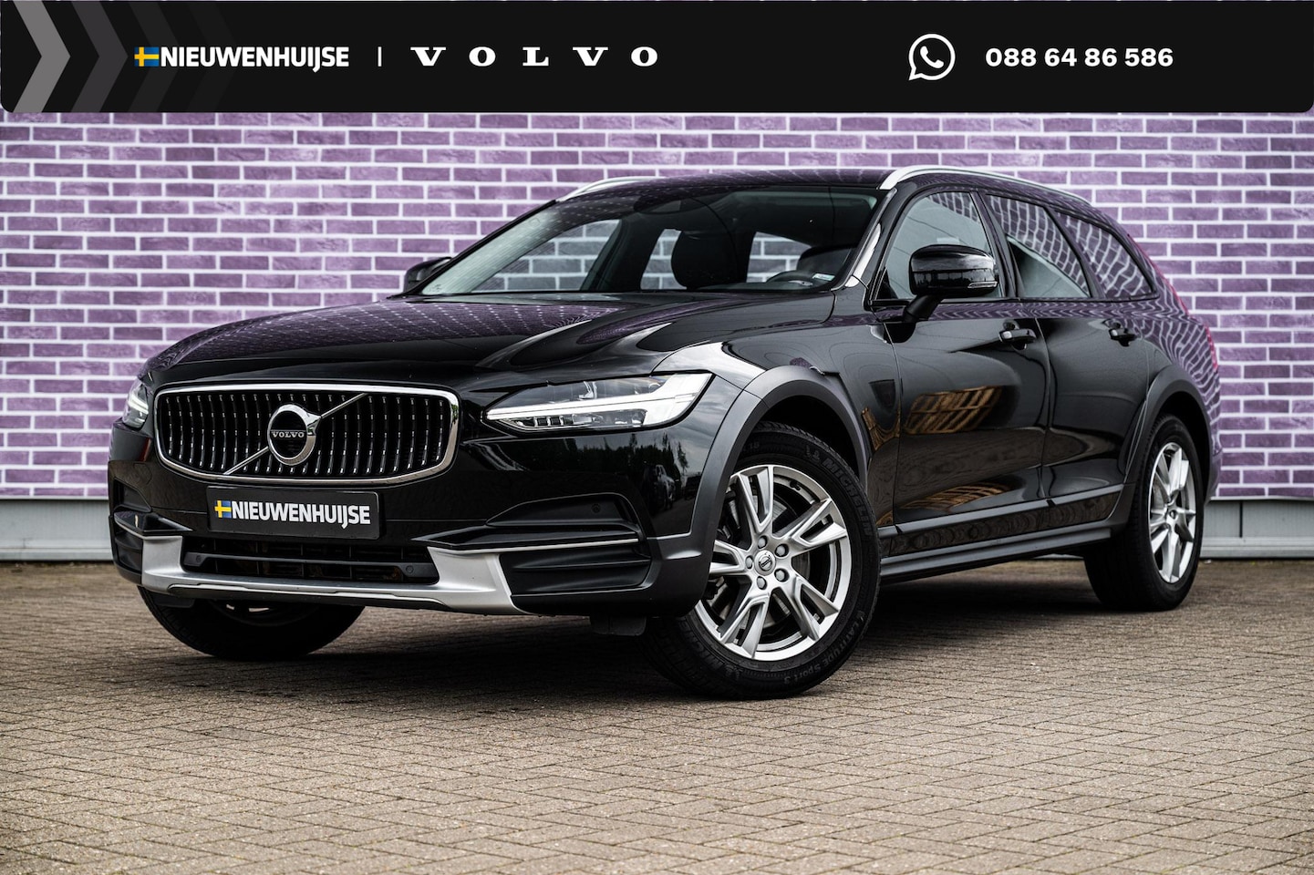 Volvo V90 Cross Country - 2.0 T5 | AWD | BLIS | Adaptieve Cruise Control | Leder | Stoelverwarming | Parkeer Camera - AutoWereld.nl