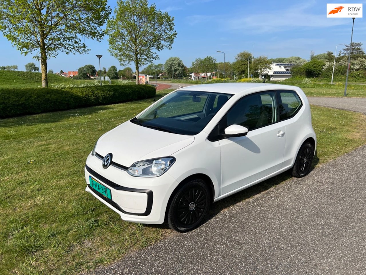 Volkswagen Up! - 1.0 BMT move up! 1.0 BMT move up! - AutoWereld.nl