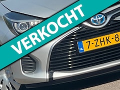 Toyota Yaris - 1.5 Hybrid Aspiration Automaat - Silver Metallic - Keurig