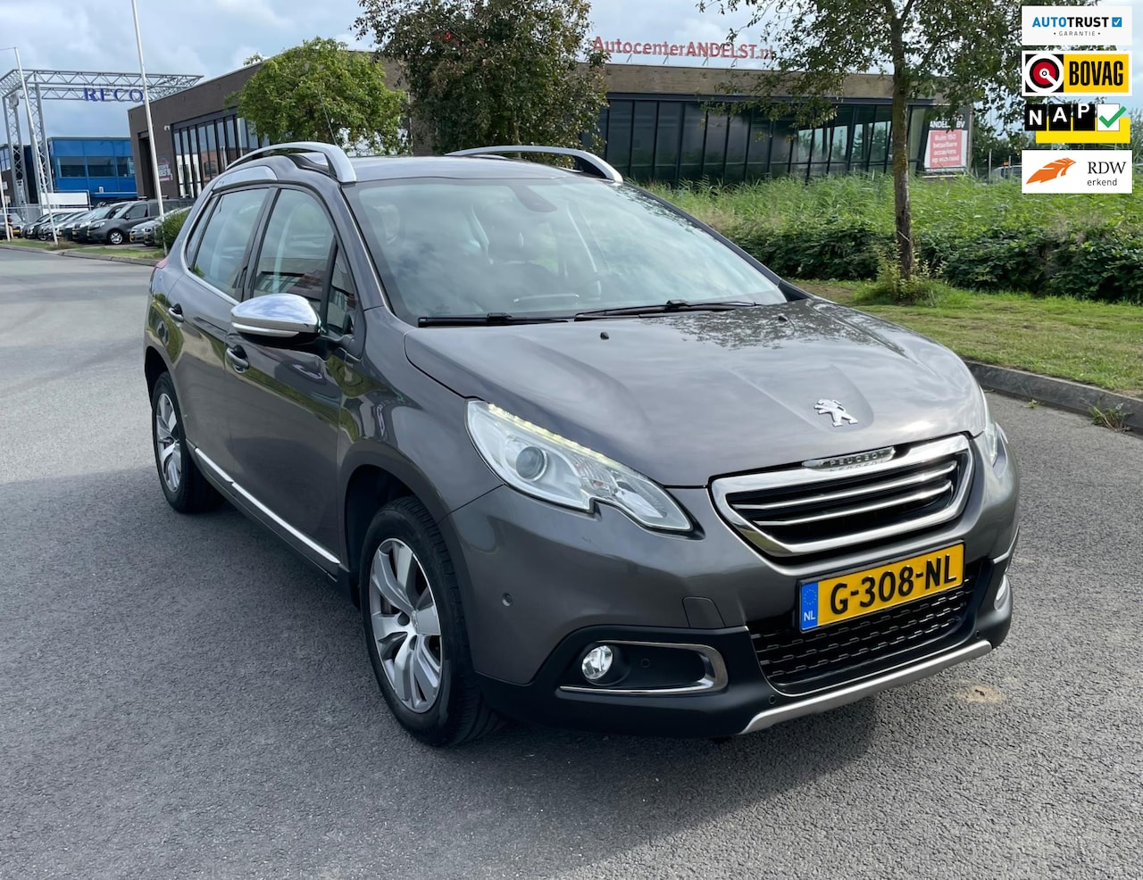 Peugeot 2008 - 1.2 PureTech Active 1.2 PureTech Active, Cruise, Pdc, Navi, Lmv, Half leder, Climate control, Goed oh, Mooie k - AutoWereld.nl