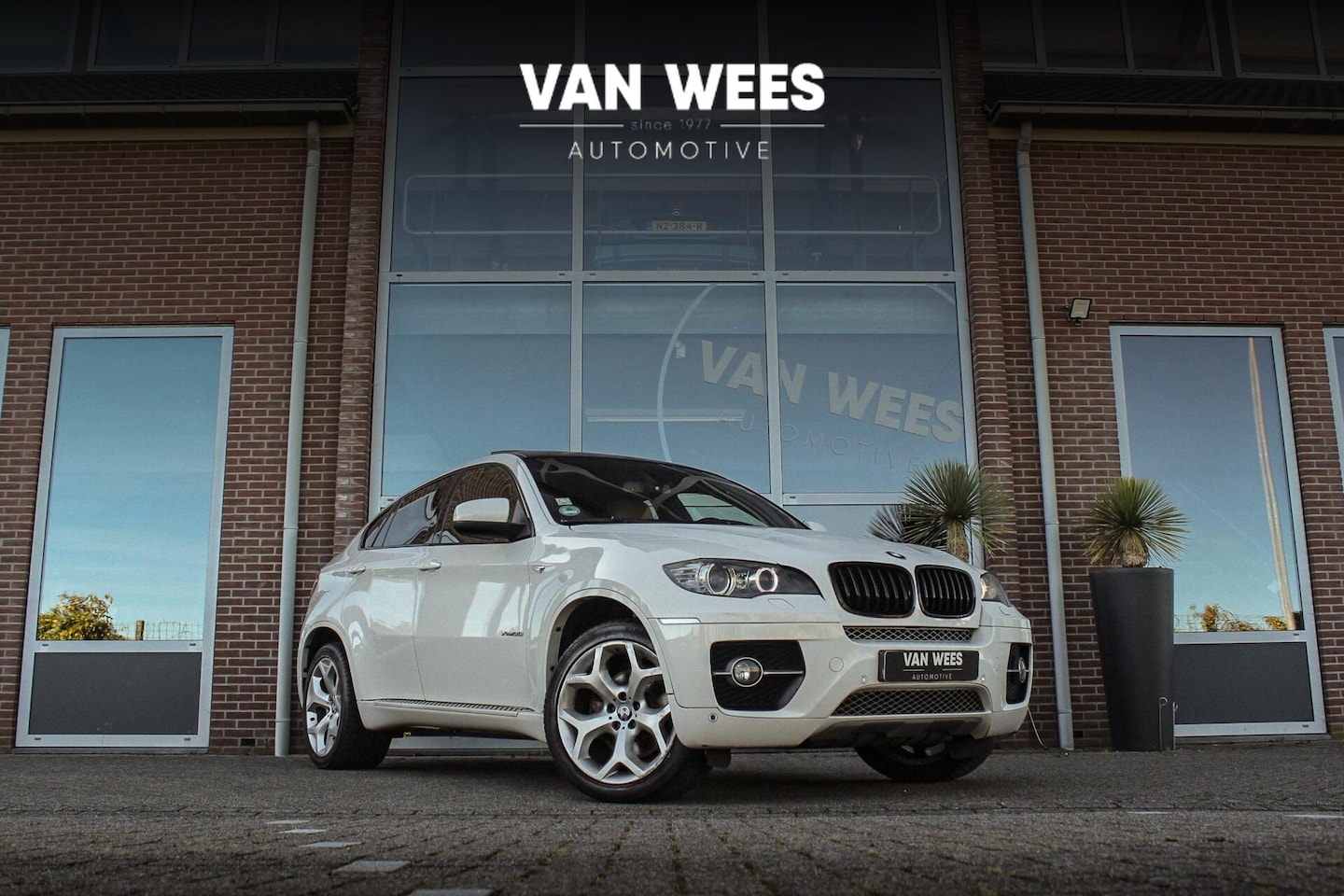 BMW X6 - xDrive35i E71 High Executive | 306 pk | 20 inch | Dakraam | Stoelverwarming | Comfortstoel - AutoWereld.nl