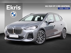 BMW 2-serie Active Tourer - 220i / M-Sport Pakket / Pano Dak / Actieve Stoel / Harman Kardon / Stoelverwarming Voor /
