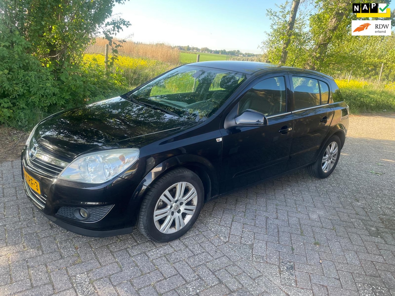 Opel Astra - 1.6 Cosmo Eerste eigenaar - AutoWereld.nl
