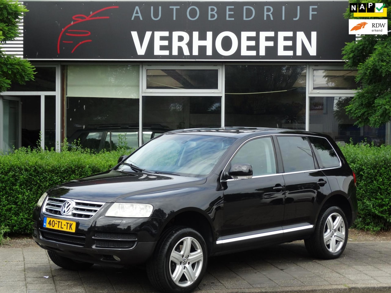 Volkswagen Touareg - 4.2 V8 - HEEFT WAT LIEFDE NODIG ! - AUTOMAAT - STOEL VERW - CRUISE / CLIMATE CONTR - ELEK - AutoWereld.nl