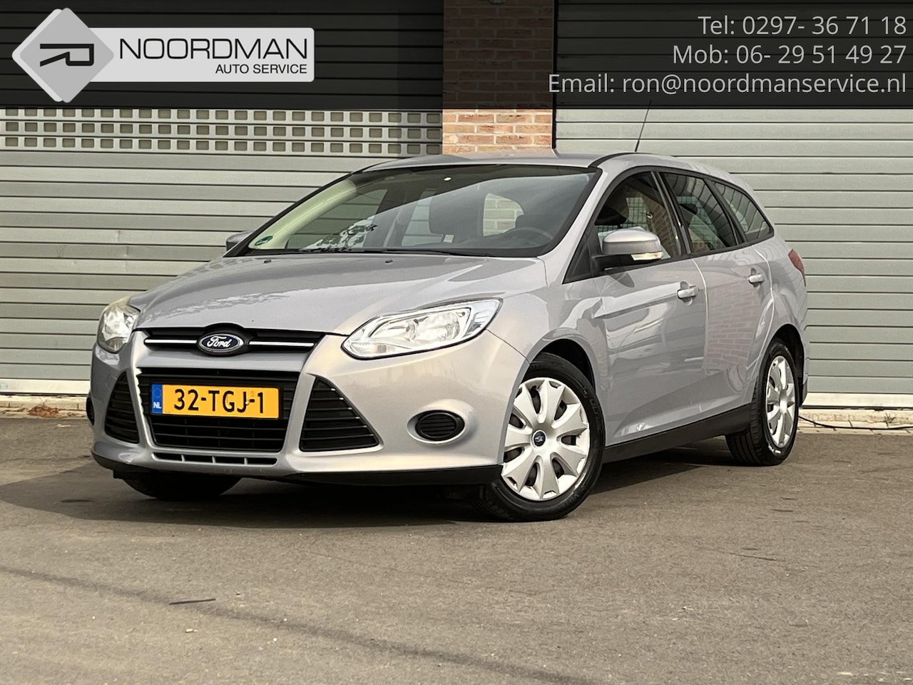 Ford Focus Wagon - 1.6 EcoBoost Lease Trend 1.6 EcoBoost Lease Trend - AutoWereld.nl