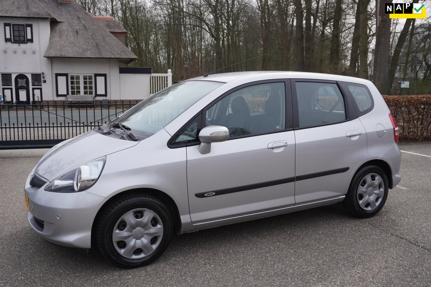 Honda Jazz - 1.4 LS Automaat Airco Pdc Cruise - AutoWereld.nl