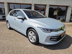 Volkswagen Golf - 1.5 eTSI Life Edition
