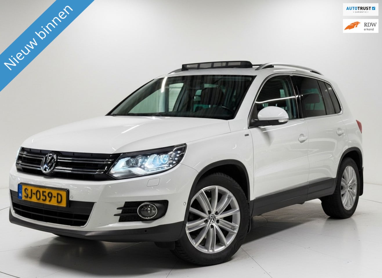 Volkswagen Tiguan - 1.4 TSI 150PK Cup-Edition 150PK|Pano|Automaat! - AutoWereld.nl