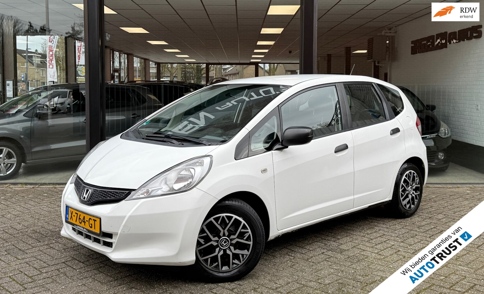 Honda Jazz - 1.2 S 90pk AIRCO | ELEKTR PACK | NIEUW APK - AutoWereld.nl