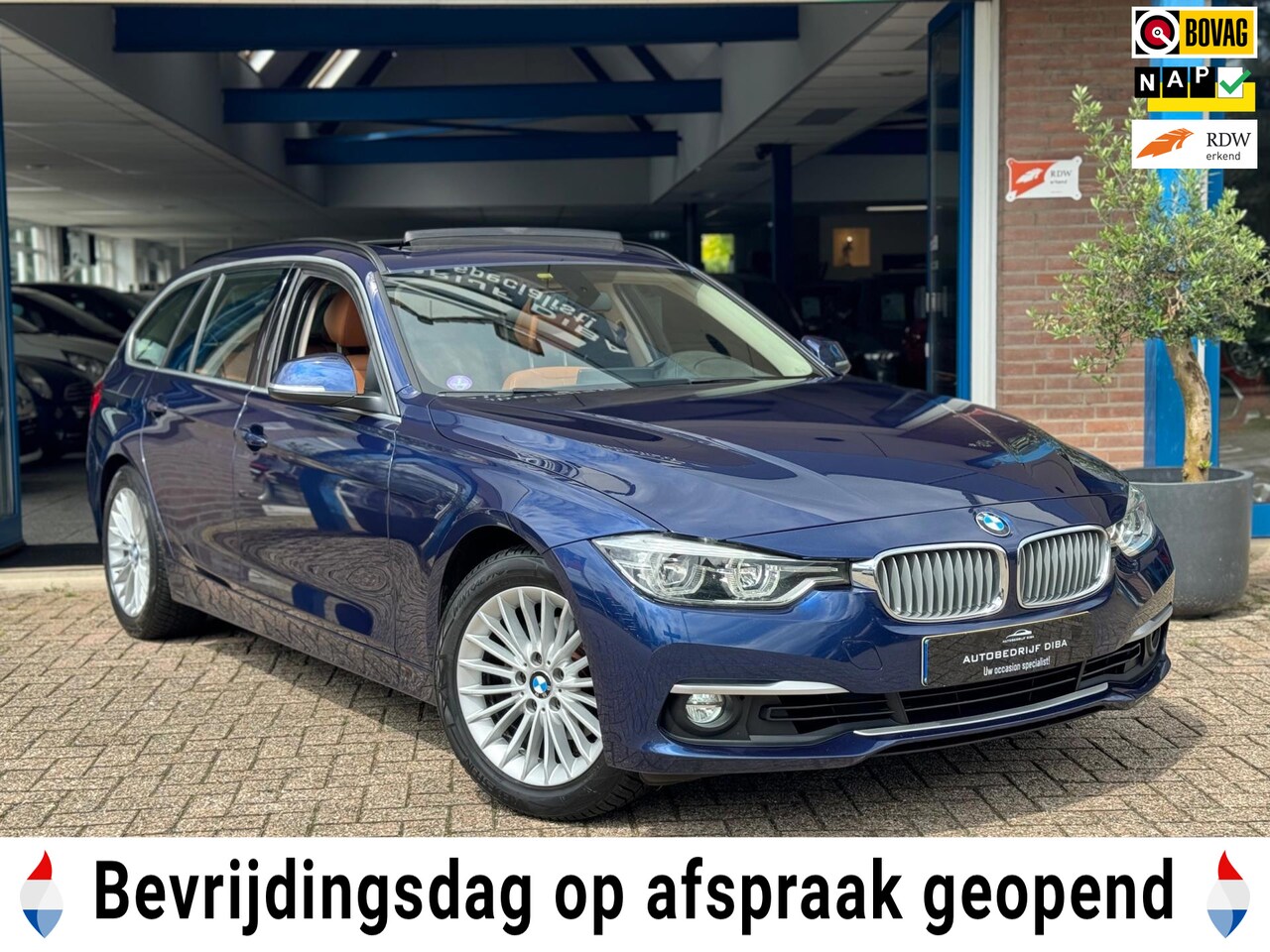 BMW 3-serie Touring - 320i Luxury 2019 AUT NAVI LEDER 1e Eig! - AutoWereld.nl